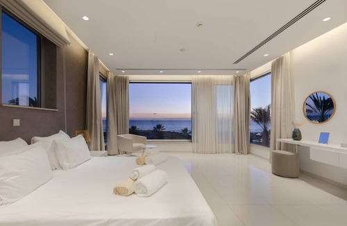 Ayia Napa Villa | Vivo Mare Beachfront - Seaview Villas