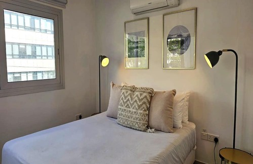 Acropolis Apartment | Phaedrus Living: Central Luxury Flat Esperidon 201