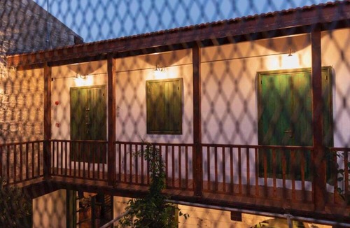 Vouni Bed & Breakfast | Oinou Strata - Adults Only