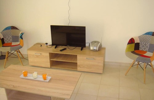 Kapparis Apartment | Aegina Apartment