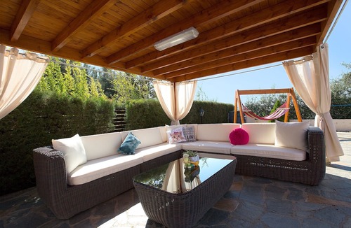 Pegeia Villa | Villa Anna Marina - a Private villa that sleeps 8 guests in 4 bedrooms