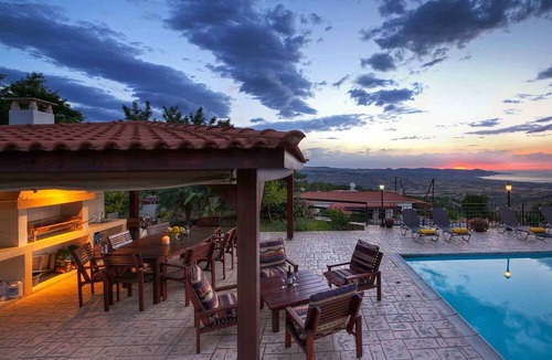 Peristerona Villa | Irene Villa