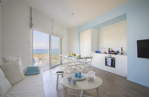 Pernera Apartment | Protaras Azure Seafront Suite