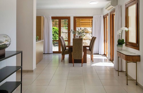 Aphrodite Hills Hotel | Aphrodite Hills Rentals – Junior Villas