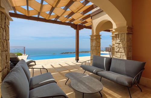 Aphrodite Hills Hotel | Aphrodite Hills Rentals – The Mythos Collection Villas