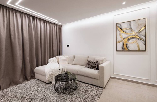 Limassol Apartment | Luxury Marina Beach Stay