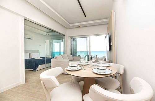 Larnaca Hotel | Dinglis Beach Hotel Apartments