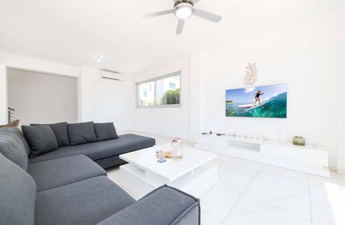 Ayia Napa Villa | Elite Blu Heights Villa