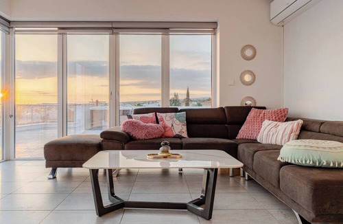 Agia Fyla Apartment | Penthouse Great View Hydromassage Penthouse Hottub