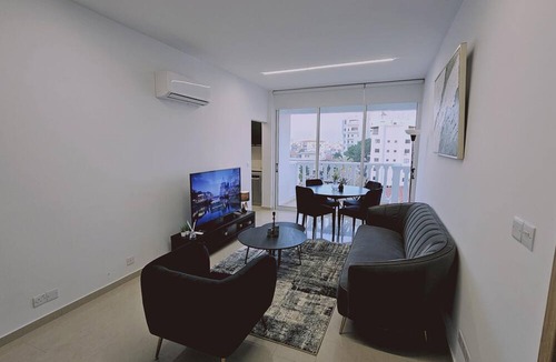 City Centre Apartment | 104 NIC - 303 Stay Cosmo City Suite