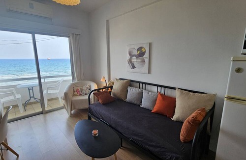 Larnaca City Centre Apartment | 119 LCA - Stay Dreamy Seaside Apartment