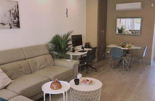 Agios Athanasios Apartment | 29 LIM - Downtown Retreat