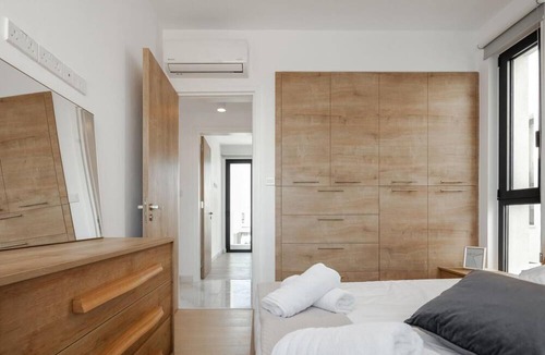 Emba Villa | Avalon 1 Villa 22 - Four Bedroom Villa, Sleeps 8