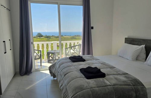 Peyia Town Villa | Villa Amavi Peyia - Tranquil luxury with beautiful views