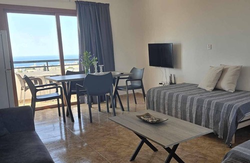 Kissonerga Apartment | Sea Sunset Hill