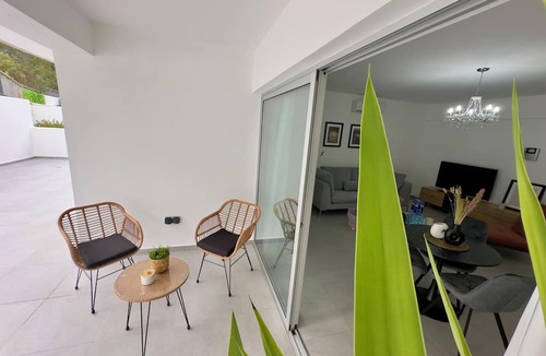 Aglantzia Apartment | Welcome to Our Luxurious 1-bedroom Private Residence With a Special Patio