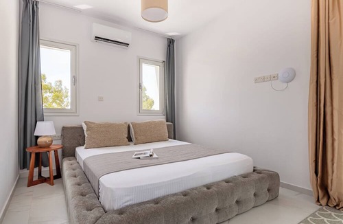 Limassol Apartment | Sanders Cruise - Lovely Studio Apt With Balcony