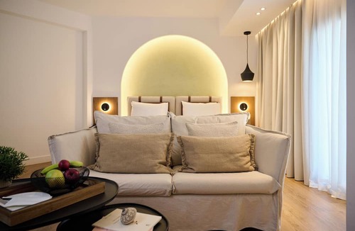 Nicosia Hotel | The Classic Hotel Nicosia - Handwritten Collection