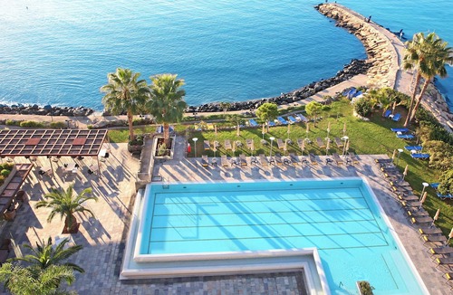 Agios Athanasios Hotel | Crowne Plaza Limassol by IHG