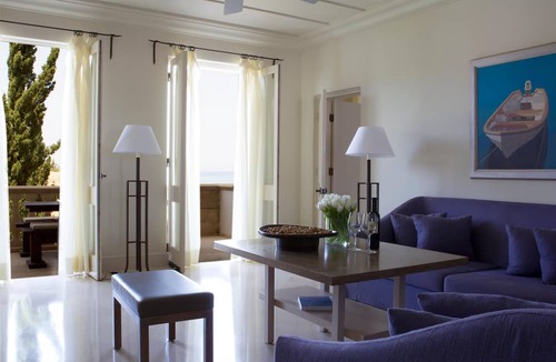 Latchi Hotel | Anassa Hotel