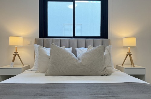 Aglantzia Apartment | Phaedrus Living White Hills Suites City View