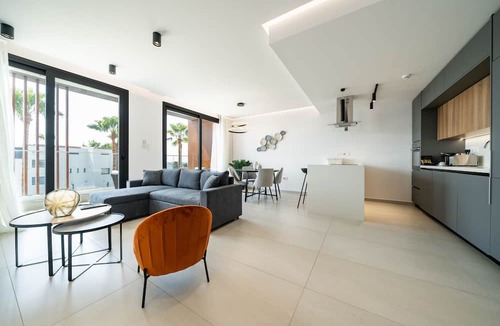 Paphos Hotel | Waterside by Deserve