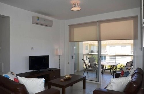 Pernera Apartment | Protaras Poppy Suite