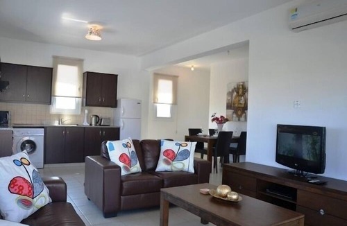 Pernera Apartment | Protaras Poppy Suite