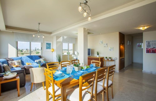 Larnaca Apartment | Mackenzie Beachfront Eftyhia Suite