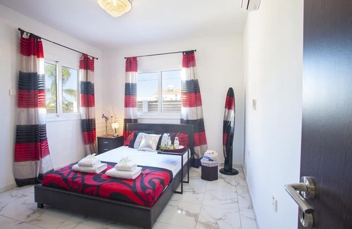 Protaras Villa | Protaras Villa Hollywood