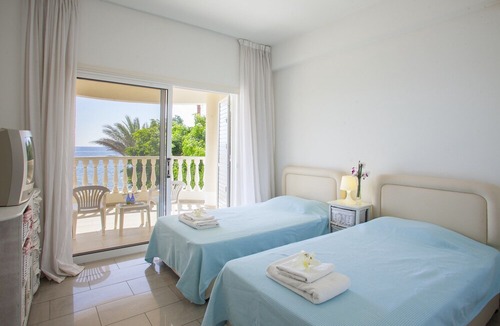 Larnaca Villa | Meneou Beachfront Villa Sunset