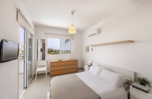 Pernera Hotel | Flouressia Gardens