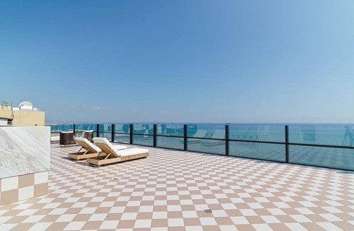 Larnaca Apartment | LIV Mackenzie Beach Suites
