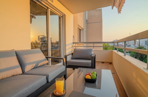Neapolis Apartment | Perfect for Families, Beach 3 Min Away
