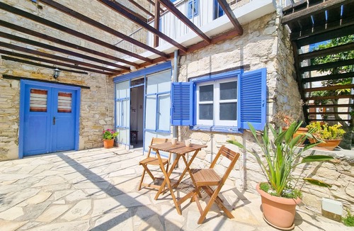 Skarinou Apartment | Athena's Pool Oasis