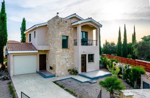 Kouklia Villa | Aphropean Golf Villa by Nomads