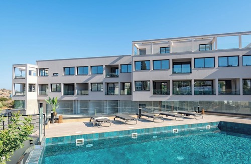 Agios Tychon Apartment | Sanders River Plaza - Nice 3-Bdr Apt with Terrace