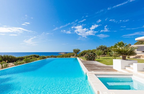 Agios Georgios Pegeias Villa | HUGE 22MX8M PRIVATE INFINITY POOL, STUNNING SEA VIEWS, ULTRA MODERN, SECLUDED