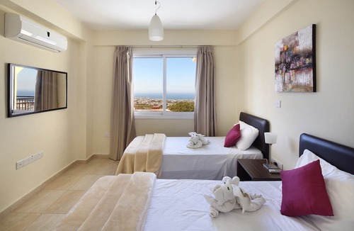 Emba Apartment | Club St George Resort