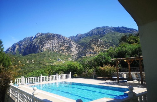 Yesiltepe House | Beautiful Villa Rockheart with sea view