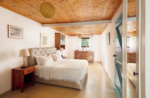 Pentakomo Apartment | Cottage Houses