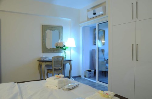 City Centre Apartment | THE CENTRAL SUITE NICOSIA - The Vintage Suite