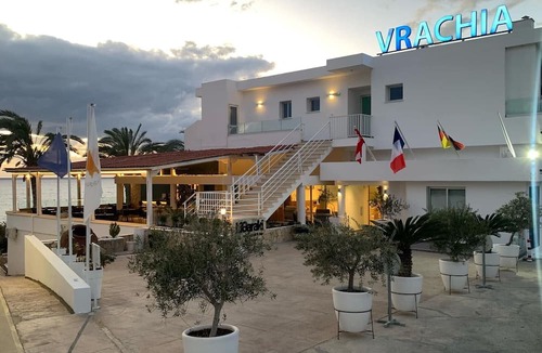 Kissonerga Apartment | Vrachia Beach Hotel & Suites - Adults only