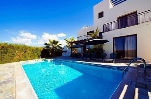 Kissonerga Villa | Aura Holiday Villas