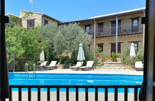Tochni Apartment | Eveleos Country House