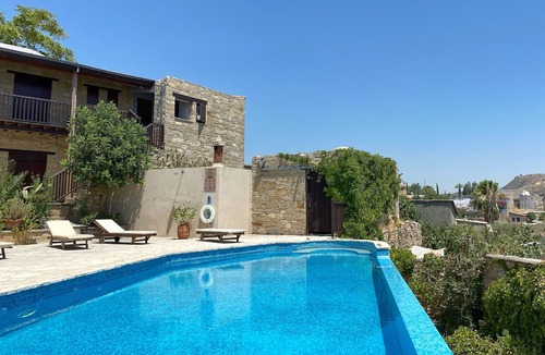Tochni Apartment | Eveleos Country House