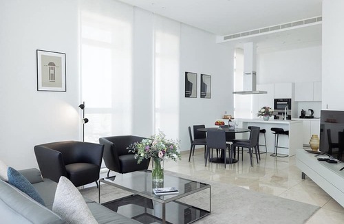 City Centre Apartment | Central Park Residence