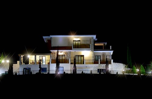 Argaka Villa | Amazing Luxury Villa, Enormous Heated Pool Jacuzzi, Gym, Games Room In Paphos,