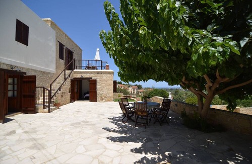 Goudi Apartment | Elpida's Stone Houses