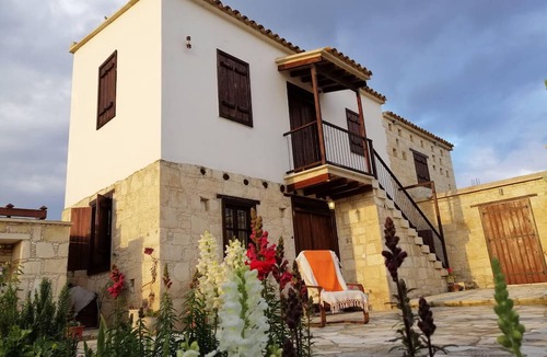 Lympia Apartment | Olympia Traditional Houses
